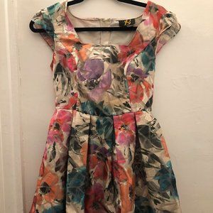Floral Dress with Pockets - Fit n Flare style